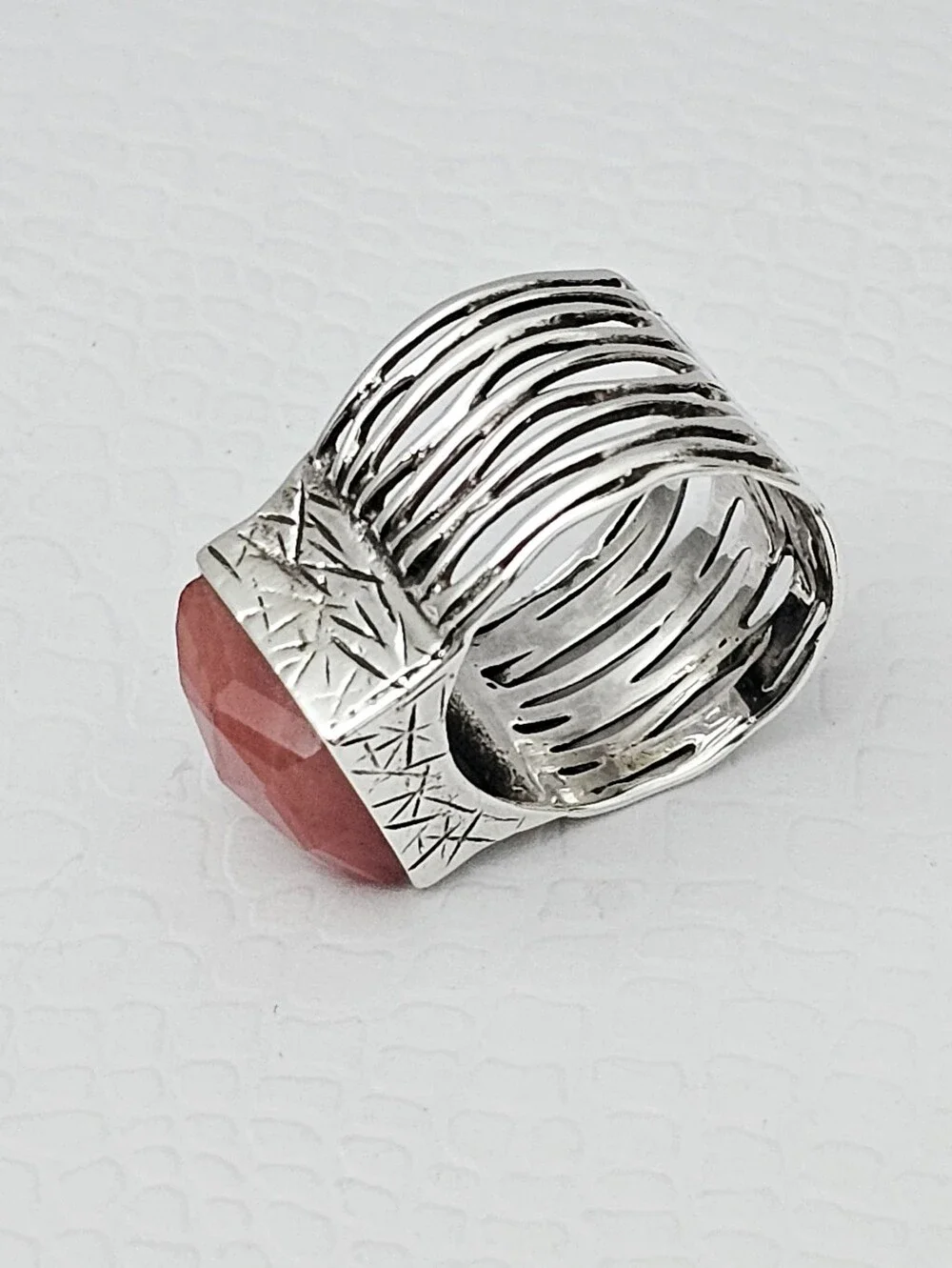 Silpada Sterling Silver Faceted Cherry Quartz Etched Wide Band Ring Size 9-9.25